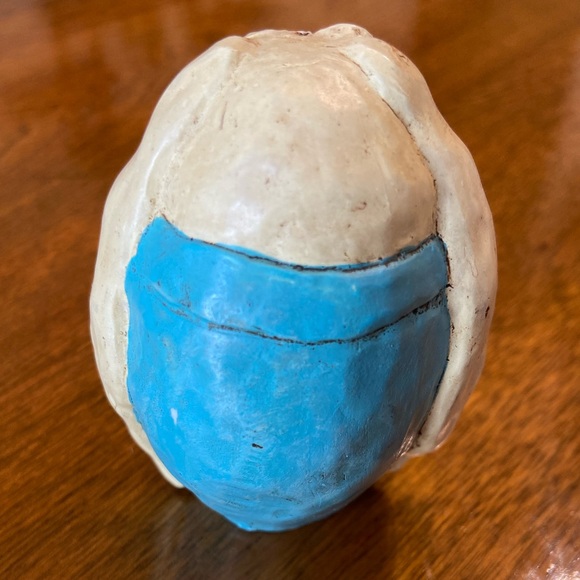 Vintage Kurt Adler Egg-Shaped Bunny Rabbit Suit & Bowtie Resin - Picture 4 of 5